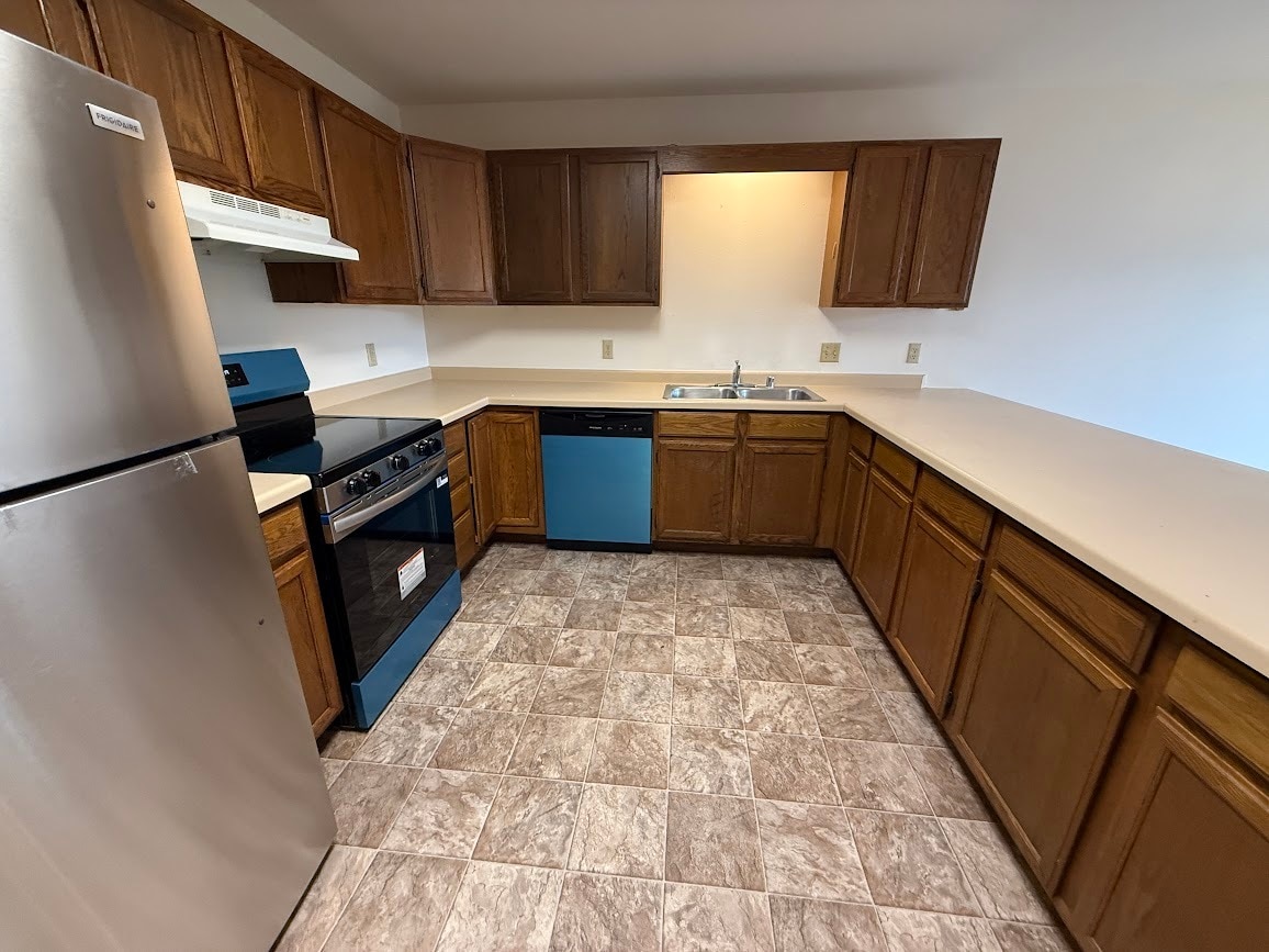 Building Photo - 1627 Rustic Dr