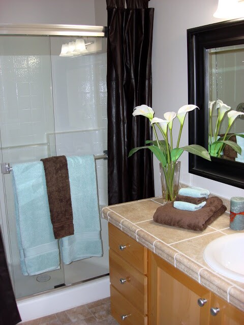 Building Photo - 3BDRM 2.5BTH Condo Duplex, Attached Garage...