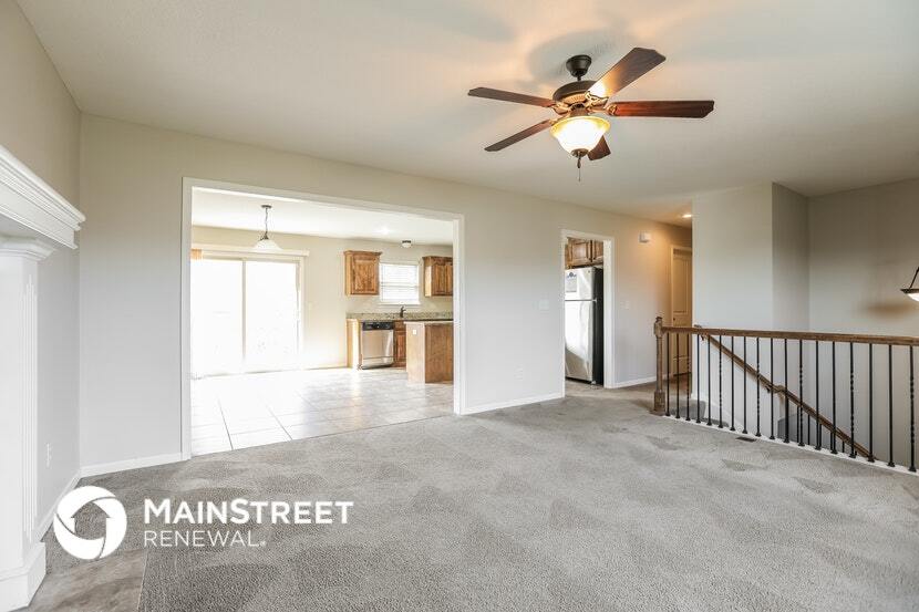 Building Photo - 1406 NE Jaclyn Dr