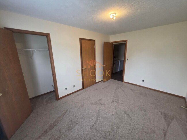 Building Photo - 2712/2714 Plaza Ln