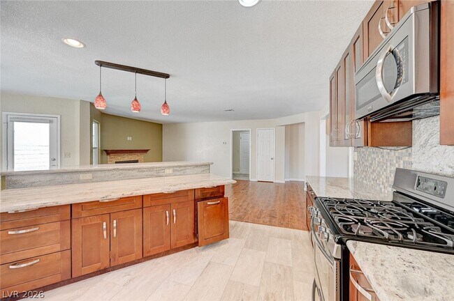 Building Photo - 2733 Brookstone Ct