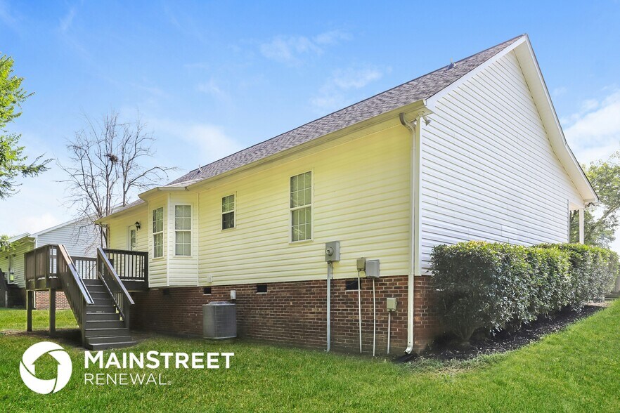 Building Photo - 99 Red Bud Ln