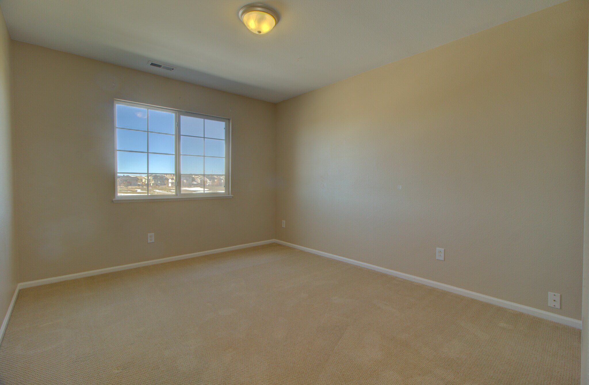Building Photo - 9202 Royal Melbourne Cir