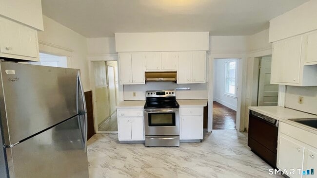 Building Photo - 58 E Pearl St