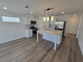 Building Photo - 1367 Landon Hills Dr