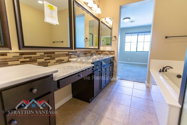 Building Photo - 4777 S Fulton Ranch Blvd
