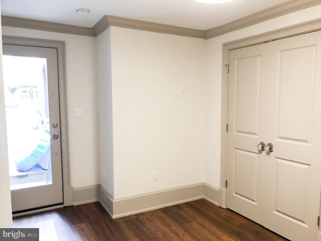 Building Photo - 1302 East Capitol St NE