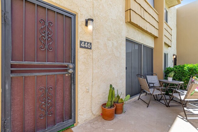 Building Photo - 4610 N 68th St