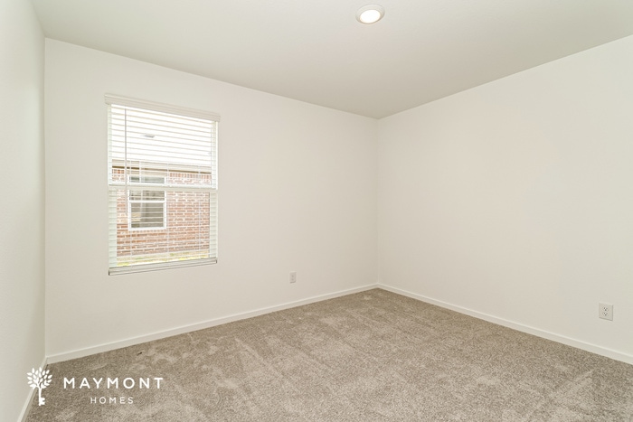 Building Photo - 1009 Birkdale Dr