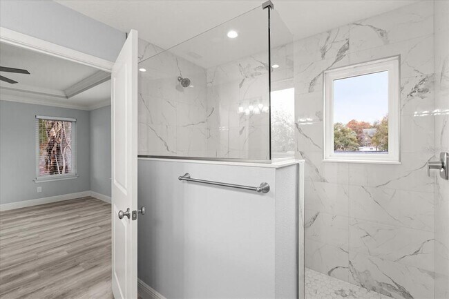 Building Photo - 2602 Kilgore St