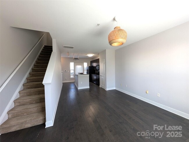 Building Photo - 841 Seigle Point Dr