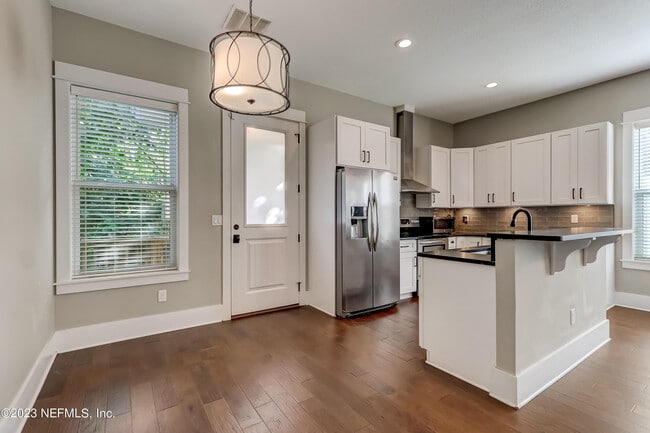 Building Photo - 1228 Willow Ct