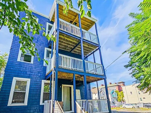 Building Photo - 180 Quincy St