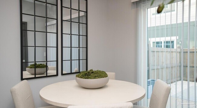 Building Photo - 8573 Myslak Wy