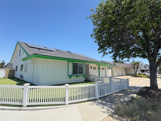 Building Photo - 7041 Stonewood Dr