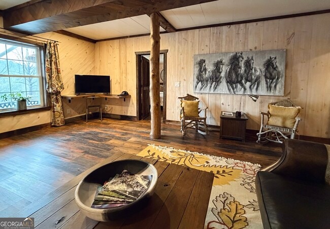 Building Photo - 85 Dixieland Ln