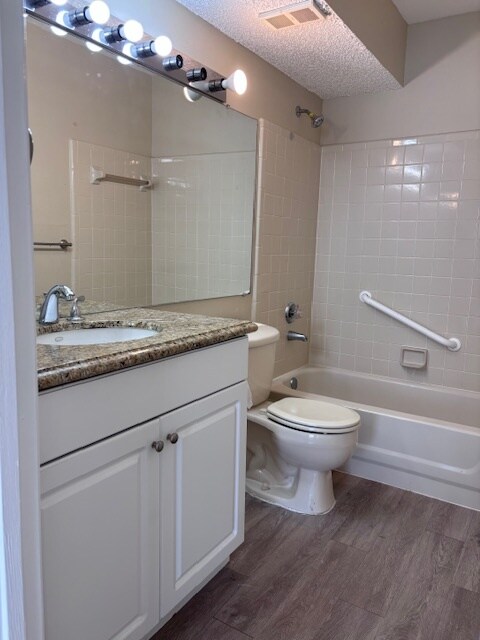 Building Photo - 13625 Eagle Ridge Dr