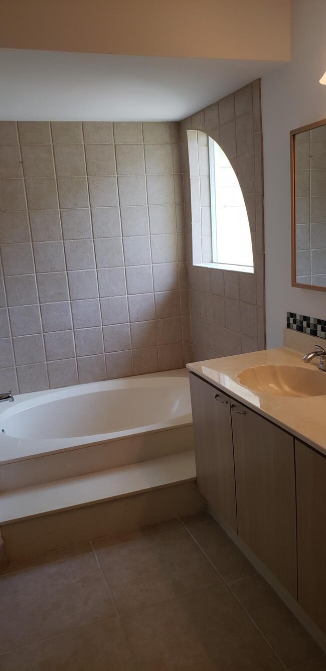 Building Photo - 5326 Buckhead Cir