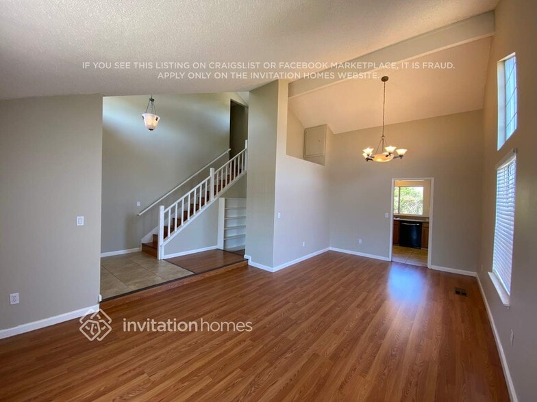 Building Photo - 4886 Birkdale Cir