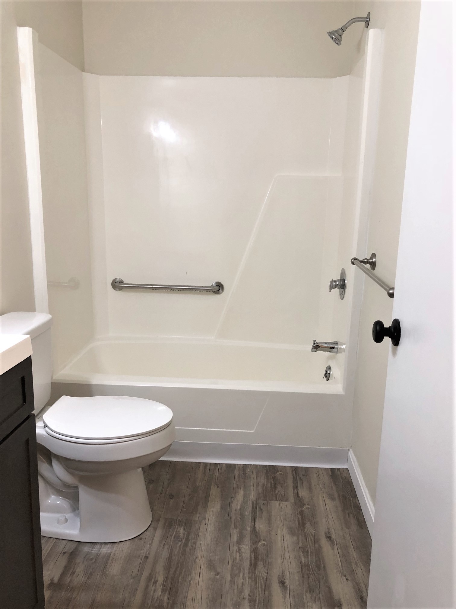 BathRoom - 5 Autumn Leaf Dr