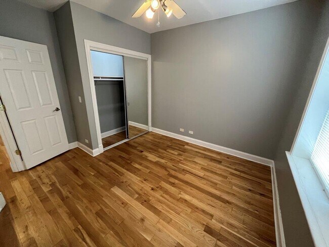 Building Photo - 4558 W George St