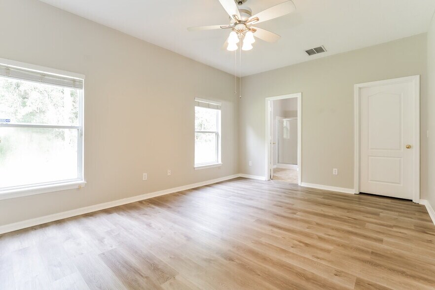 Building Photo - 416 Marathon Ln