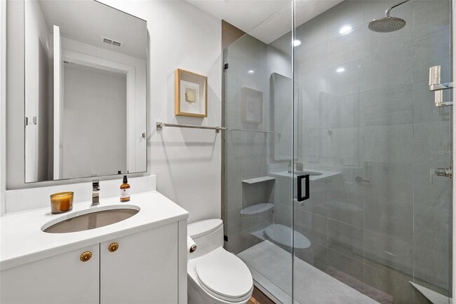 Building Photo - 1123 Abbeys Way