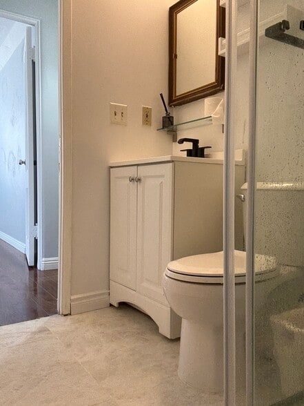 Restroom - 1428 S Chapel Ave