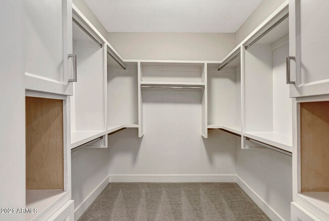 Building Photo - 7525 E Gainey Ranch Rd
