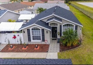 Building Photo - 2358 Harbor Town Dr