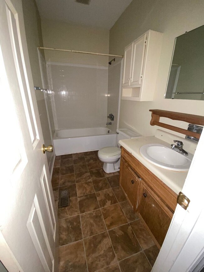 Building Photo - Historic Ranch Home