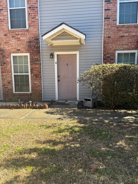 Building Photo - 1672 Brightside Dr