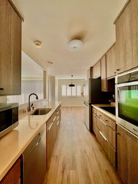 Kitchen - 3450 2nd Ave