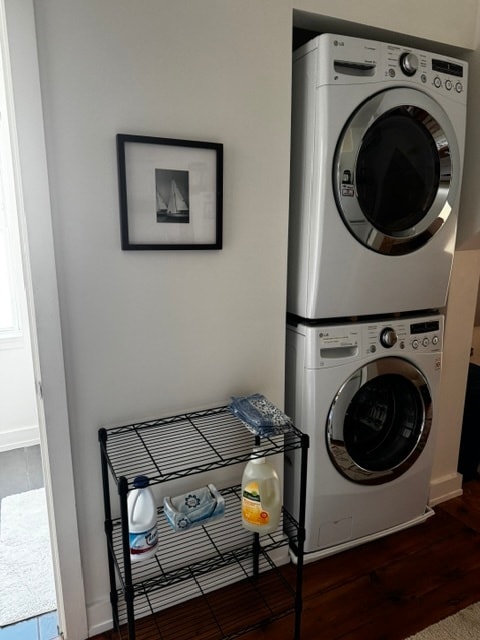 Washer/dryer in unit - 33 Atlantic St