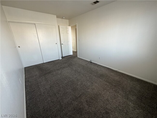 Building Photo - 8089 Kentshire Dr