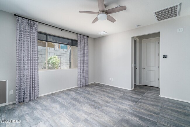 Building Photo - 5022 E Desert Forest Trail