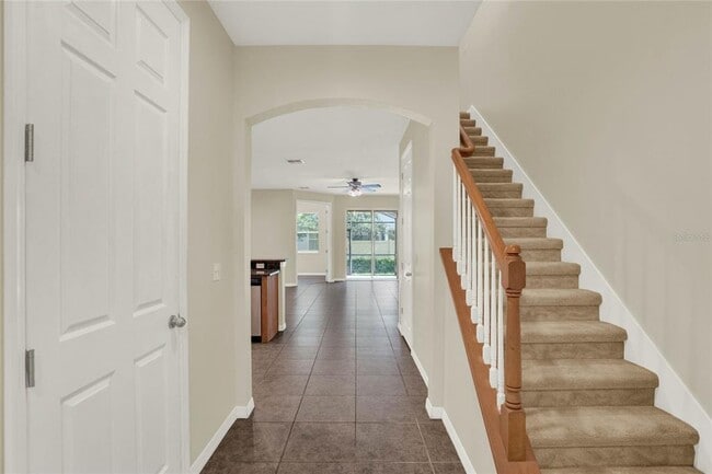 Building Photo - 1994 Silverweed Way