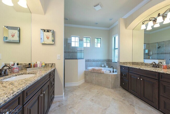 Building Photo - 9560 Firenze Cir