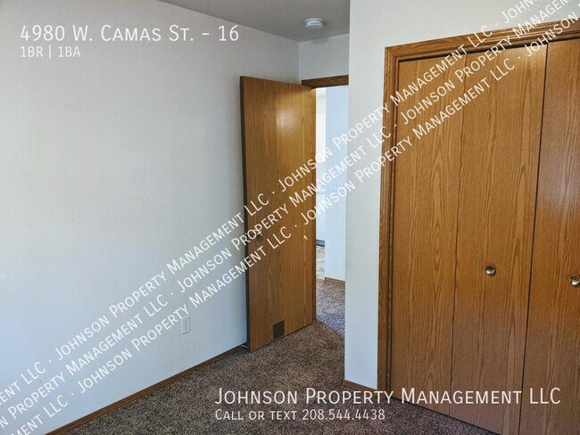 Building Photo - 4980 W Camas St