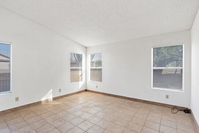 Building Photo - 7221 S Camino Alegre