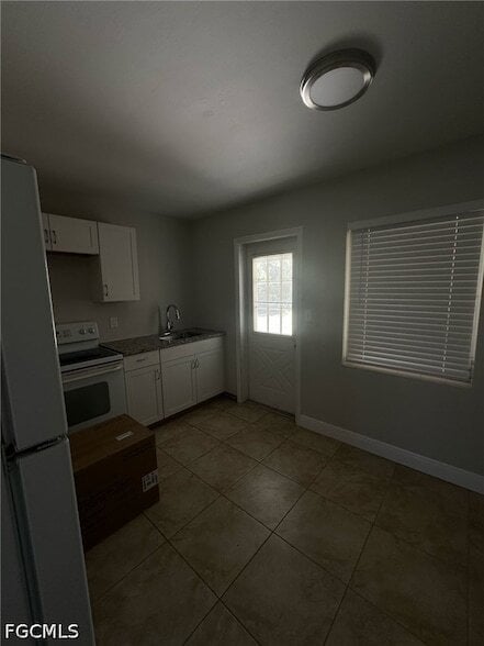 Building Photo - 330 Palmetto Dr