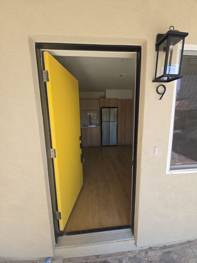 Building Photo - Brand-New Modern ADU | 2 Bed | 1.5 Bath | ...