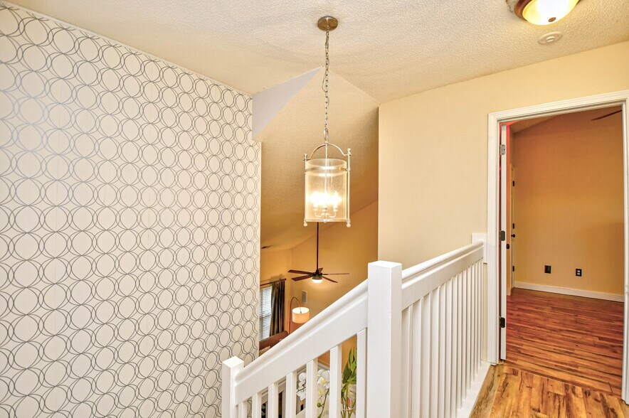 Building Photo - 1038 Portico Loop