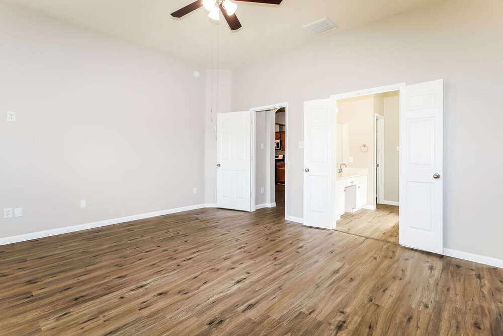 Building Photo - 20203 Louetta Crossing Dr