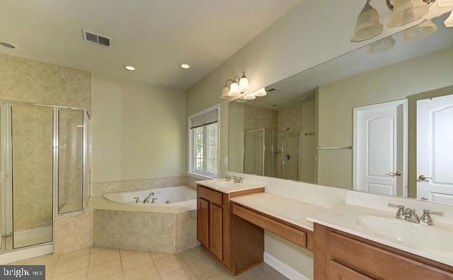 Building Photo - 4222 Talon Dr