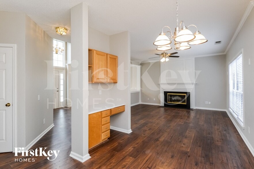 Building Photo - 11330 Wagonford Ln