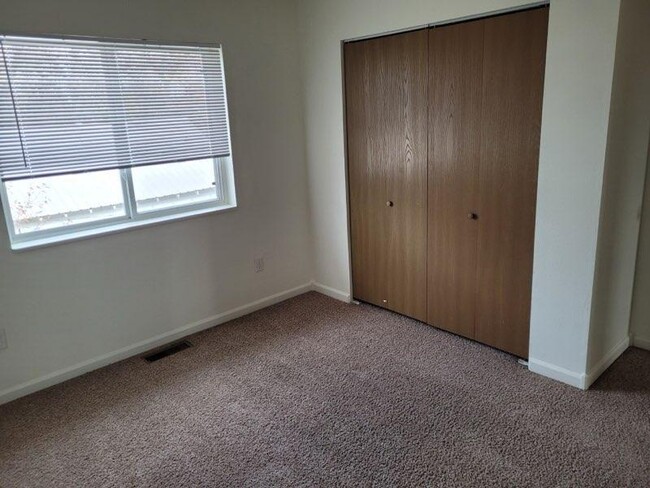 Building Photo - 2 bedroom in Laurel MT 59044