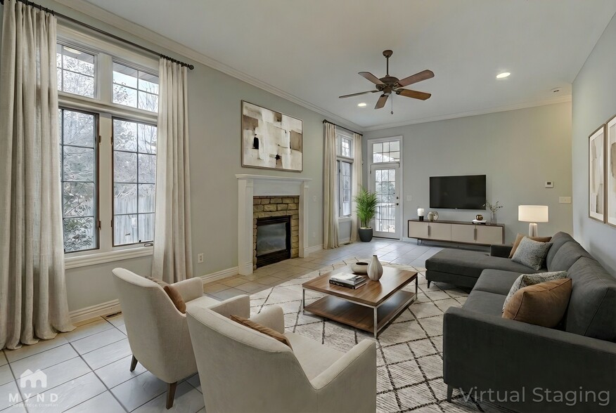 Building Photo - 3253 S Kickapoo Ave