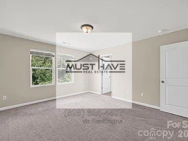 Building Photo - 1475 Cannan Mountain Dr