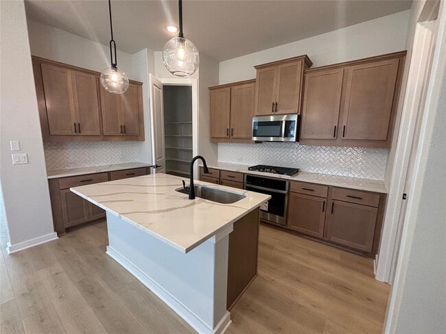 Building Photo - 2204 Spokane Dr